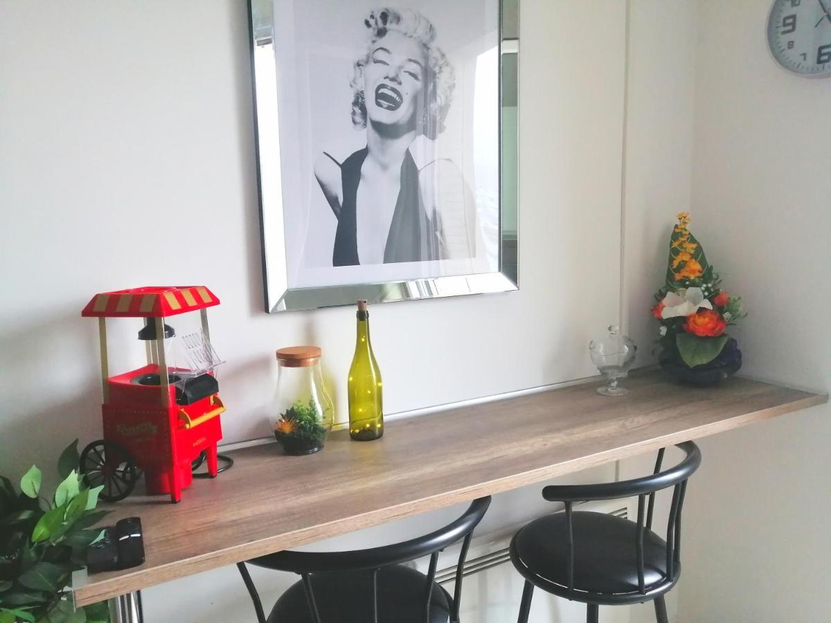 Apartment Le 1965 Double Balneo, Confort Et Romantique